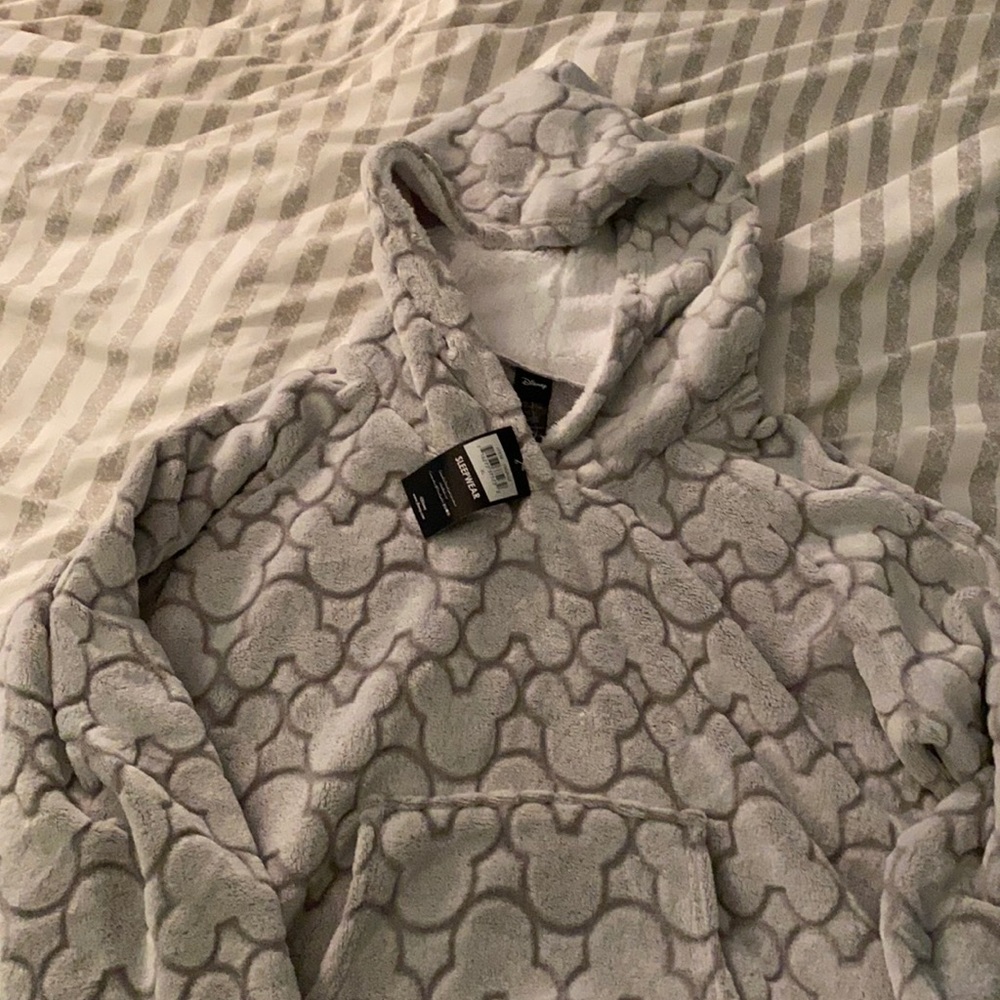Disney lounge/sleep hoodie